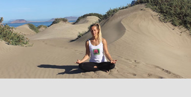 Mudra per purificare lo spazio interiore (karana mudra)